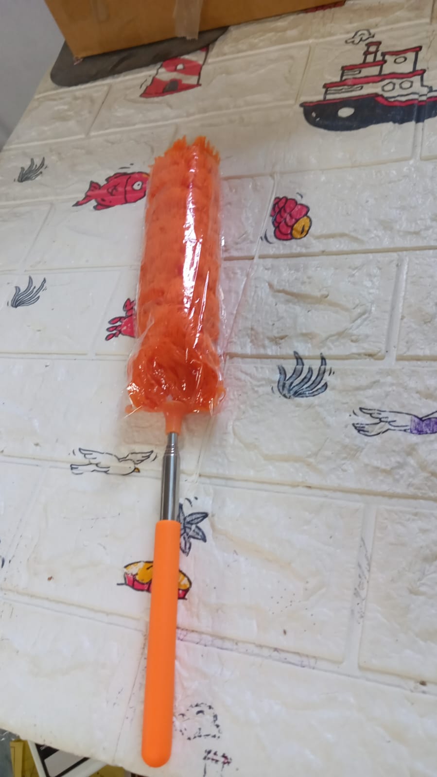 Adjustable Extendable Microfiber Duster – Washable Cleaning Tool
